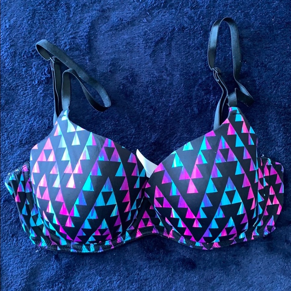 PINK Victoria Secret bra size 34C